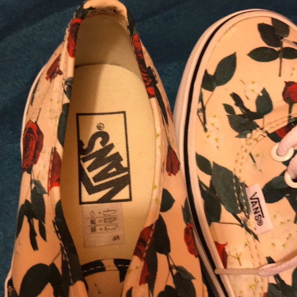 Vans Sneakers Authentic Style VN0A38EMUKO - Picture 6 of 13